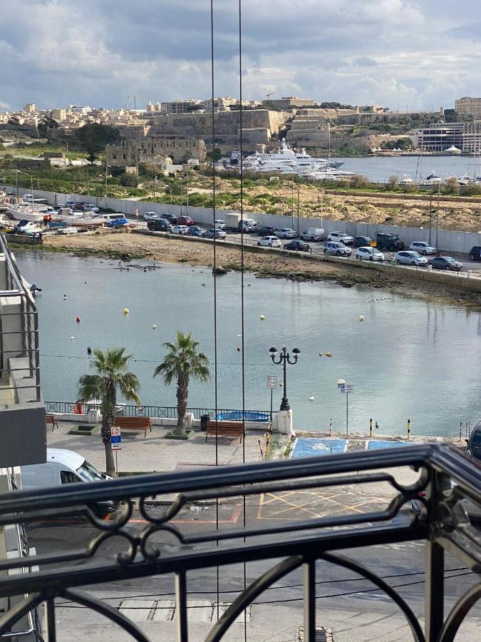 Апартаменти Sir William Strand Gzira Екстер'єр фото